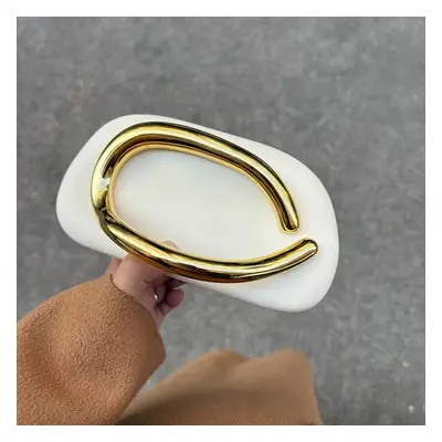 Elegancka torebka wieczorowa - Biały