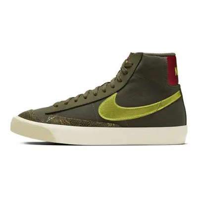 Buty damskie Nike Blazer Mid'77 - Zieleń