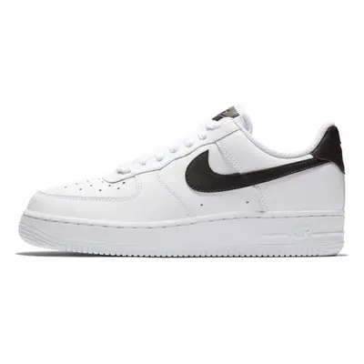 Buty damskie Nike Air Force 1'07 - Biel