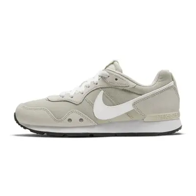 Buty damskie Nike Venture Runner - Biel