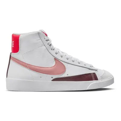 Nike Blazer Mid '77 Next Nature "White Red Stardust" Wmns - Damskie - Trampki Nike - Biały - DQ4