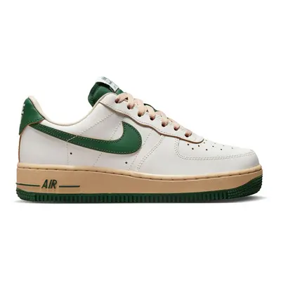 Nike Air Force '07 LV8 "George Green" Wmns - Damskie - Trampki Nike - Biały - DZ4764-133 - Rozmi