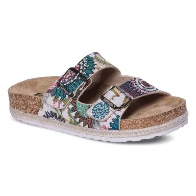 Klapki LCW-25-35-3483 Wm's Lee Cooper