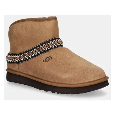 UGG śniegowce zamszowe Classic Mini Crescent kolor brązowy 1158262-CHE