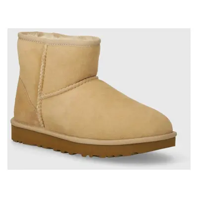 UGG śniegowce zamszowe Classic Mini II kolor beżowy 1016222