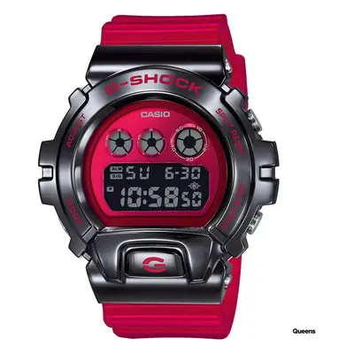 Zegarek Casio G-Shock GM 6900B-4ER Metal Covered Red/ Black