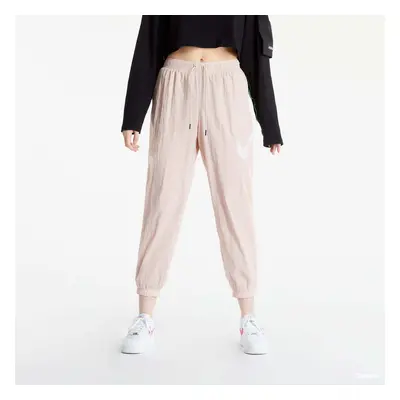 Spodnie dresowe Nike Sportswear Essential Easy Woven Pants Pink