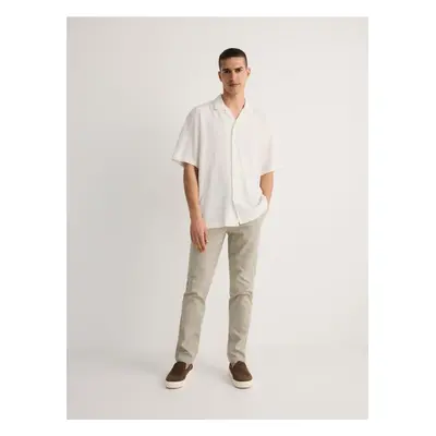 Reserved - Spodnie chino slim fit - jasnozielony