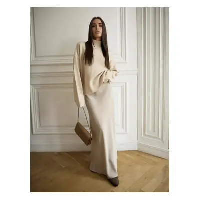 Satynowa elegancka spódnica maxi