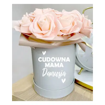 Prezent dla Mamy - Flower box z różami i imieniem mamy