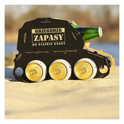 Stojak Czołg na Piwo z Grawerem - smieszny prezent dla faceta chłopaka