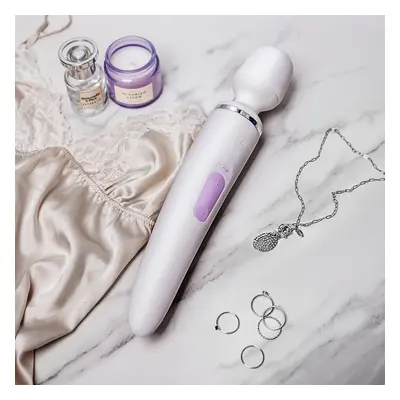 Satisfyer Wand-er Woman - masażer do ciała, biały ⚫ DARMOWA DOSTAWA od 299zł ⚫ DYSKRETNA PRZESYŁ