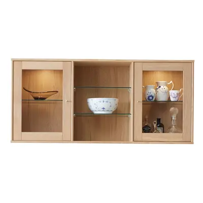 Naturalna wisząca witryna w dekorze dębu z oświetleniem 133x61 cm Mistral – Hammel Furniture
