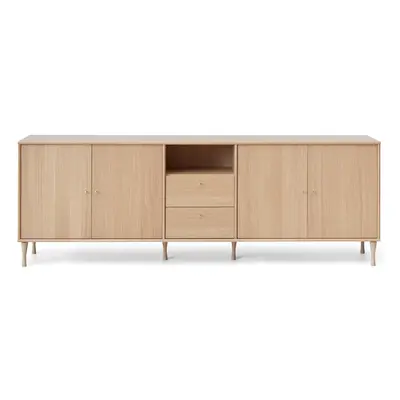 Naturalna niska komoda w dekorze dębu 220x76 cm Mistral – Hammel Furniture